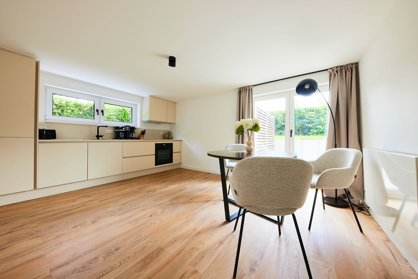 Impressionen Innenausbau: Gartengeschoss Behringstraße