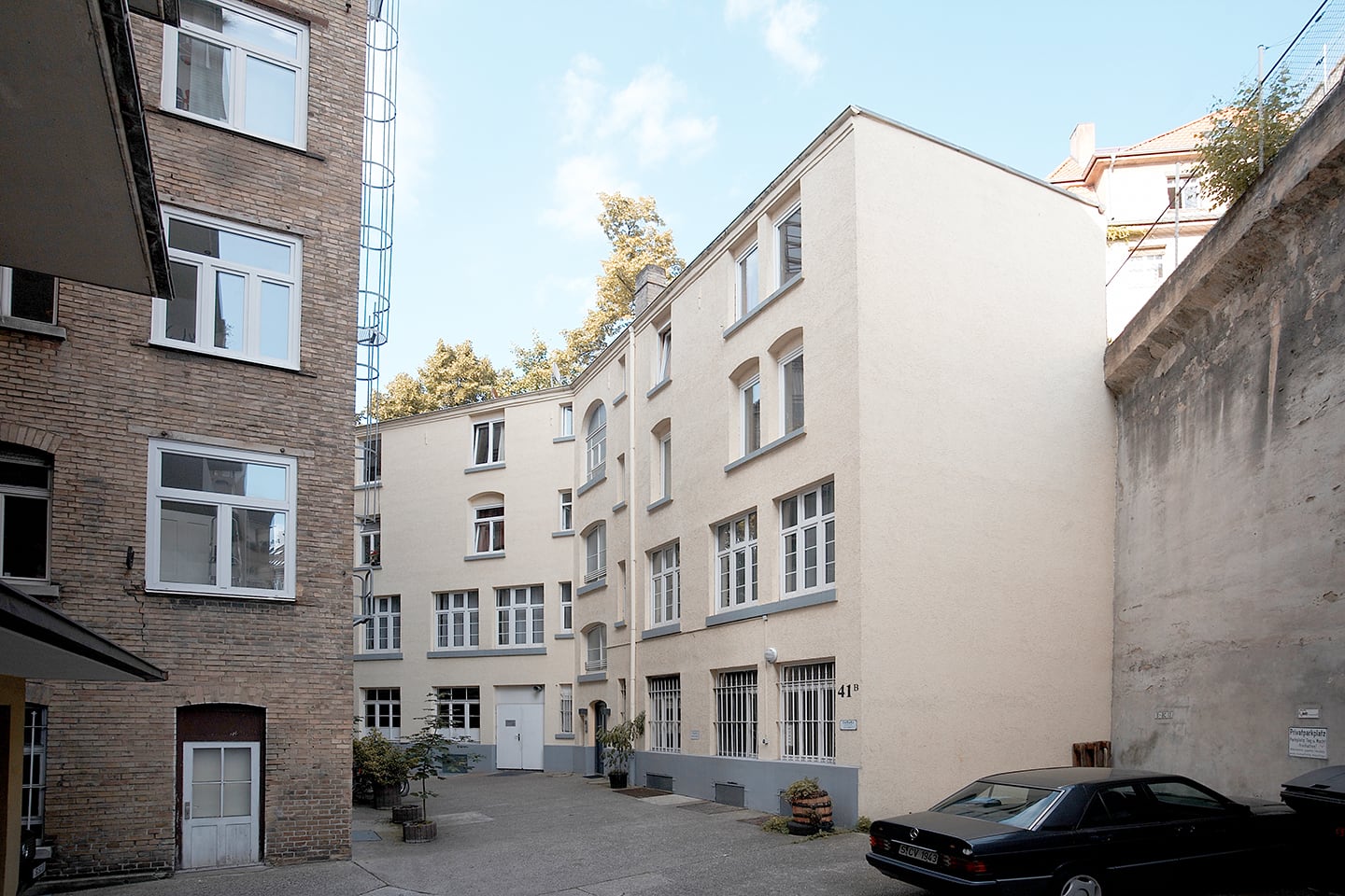 Impressionen Mehrfamilienhaus Hohenheimer Straße 41B