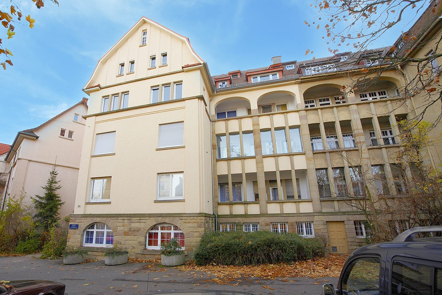 Impressionen Mehrfamilienhaus Reinsburgstraße